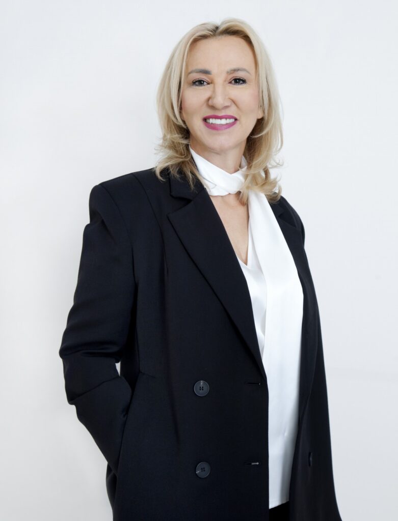 Beata Wątorowska, Salony BW w Brodnicy
